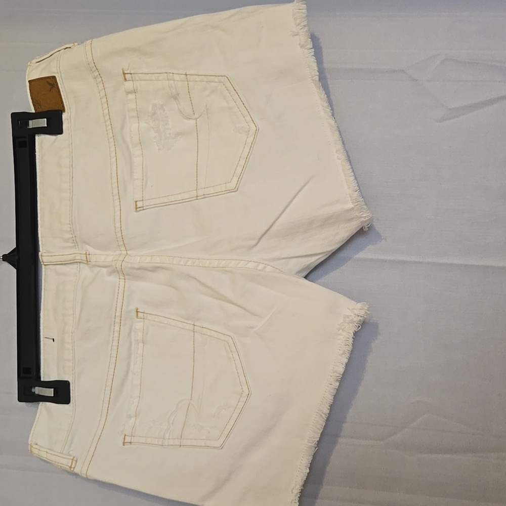 Women’s American Eagle White Denim Cutoff Shorts Sz 10 NWOT - Picture 4 of 7